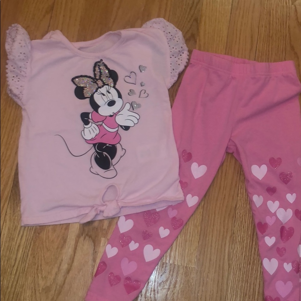 Mini Mouse Outfit!